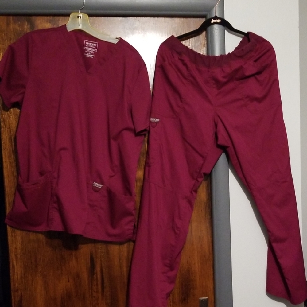 scrub set womans